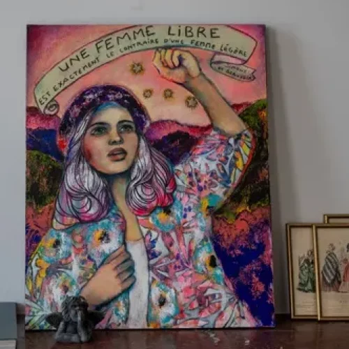 Un coin d'art dans la chambre Zoé